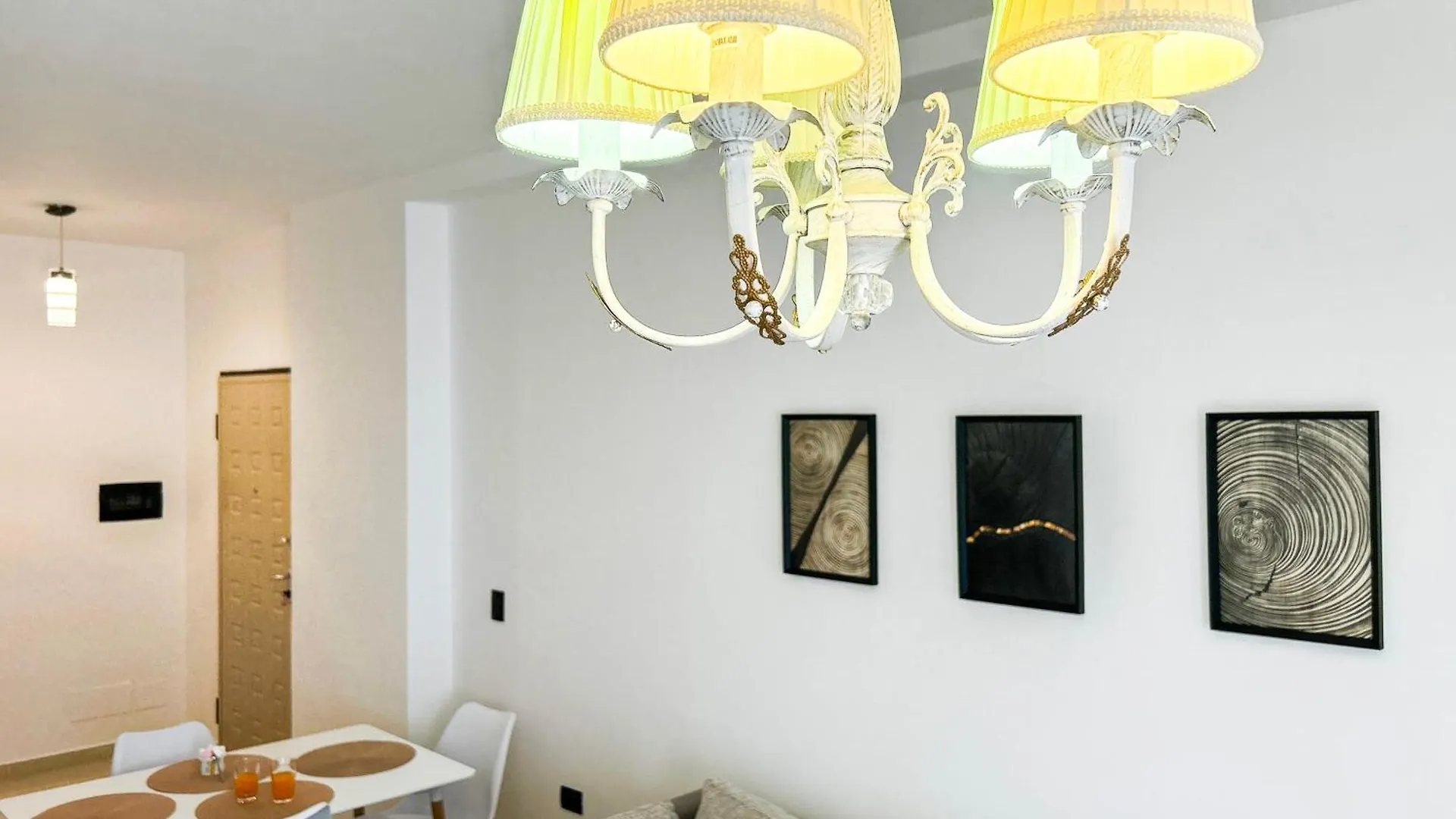 Unbelievable 1213 Apartamento Golem